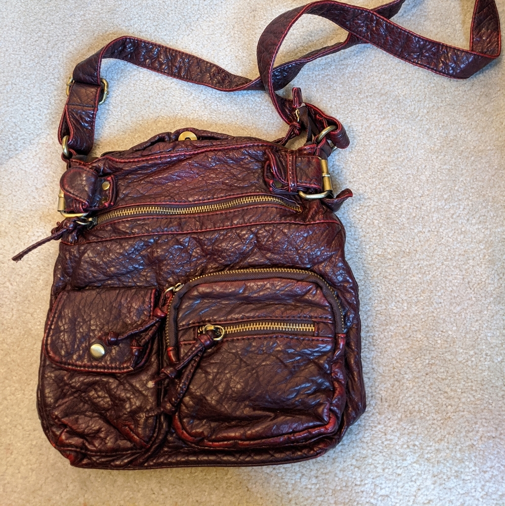 Burgundy soft crossbody with tons of pockets